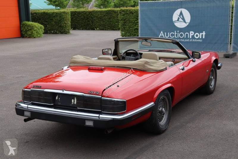 Véhicule utilitaire Jaguar Convertible -S