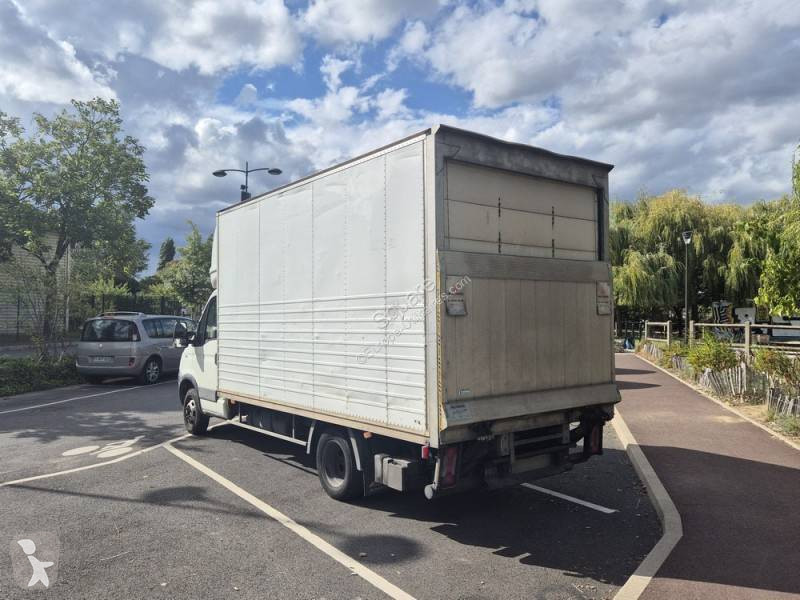 Véhicule utilitaire Iveco