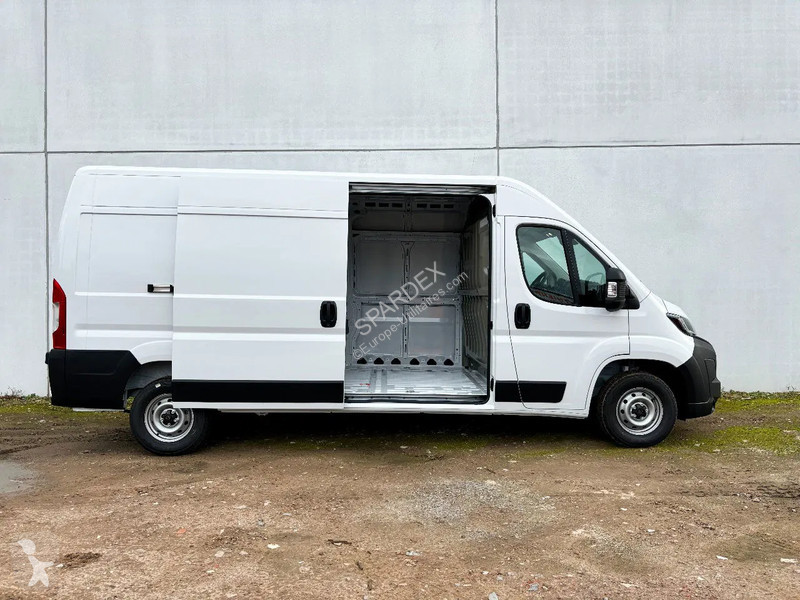 Véhicule utilitaire Peugeot L3H2 | Leasing