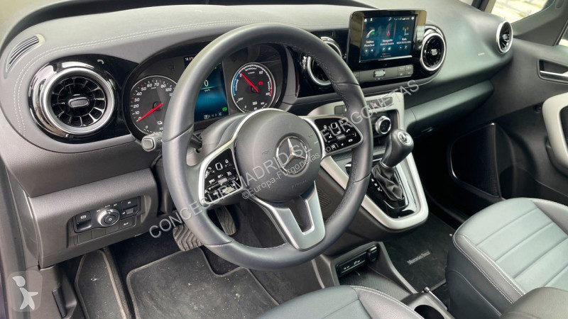 Autoutilitară Mercedes 200 45 kWh