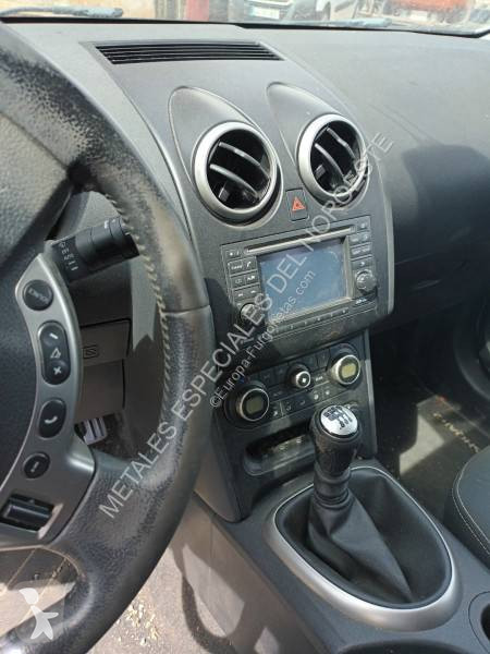 Furgoneta Nissan