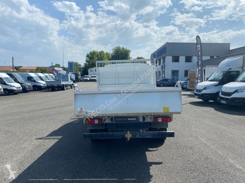 Furgoneta Iveco 35C16H3.0 empattement 3750