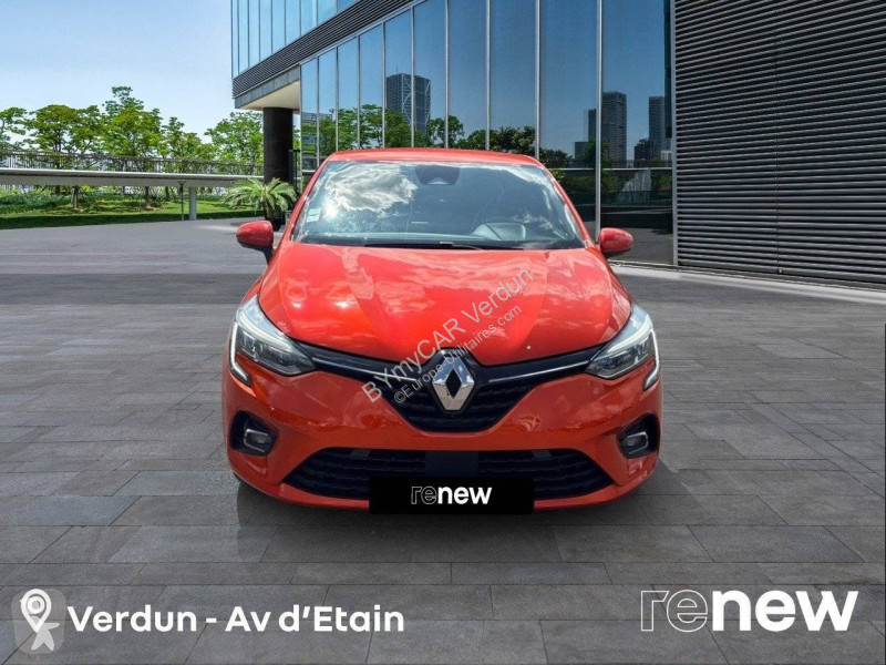Véhicule utilitaire Renault Clio E-Tech 140