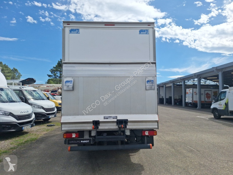 Veículo utilitário Iveco 35C16H3.0 empattement...