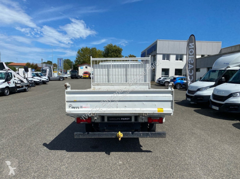 Véhicule utilitaire Iveco