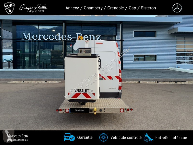 Véhicule utilitaire Renault L2H2 Nacelle - 12m...