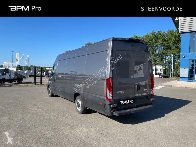 Veicolo commerciale Iveco 35S Fg 35S18HA8 V16...