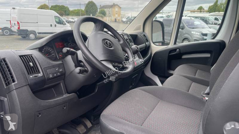 Samochód dostawczy Opel