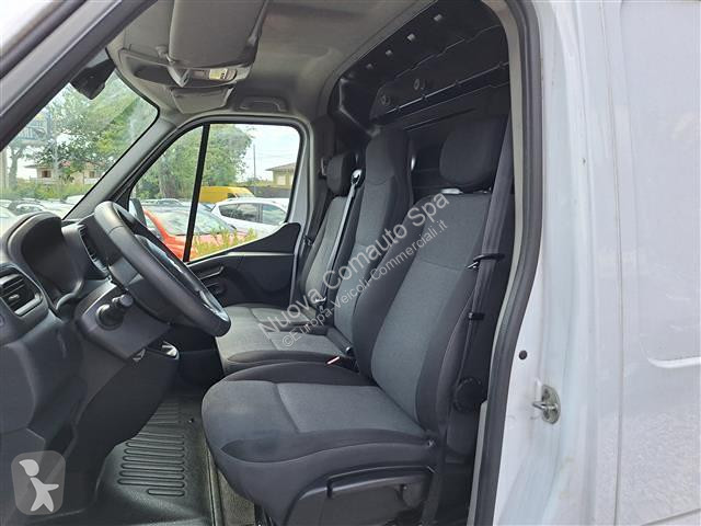 Renault III 2019 Transporter