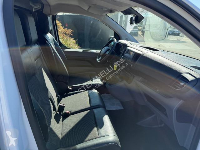 عربة نفعية Opel VIVARO 1.5 120 L2H1