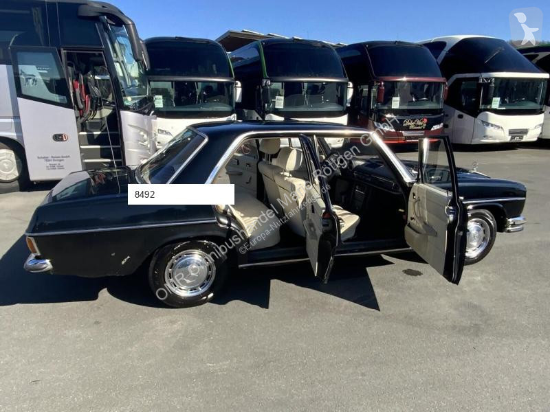 عربة نفعية Mercedes 200 D/8