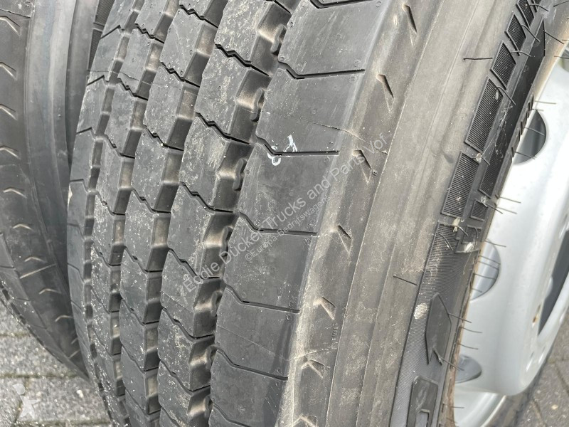 PIRELLI 315/80R22.5 FR:01 TRIATHLON MET VELG...