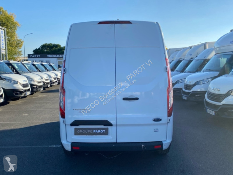 Véhicule utilitaire Ford 300 L2H2 2.0 EcoBlue...