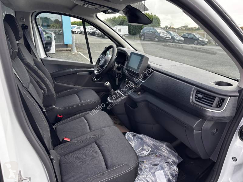 Samochód dostawczy Nissan