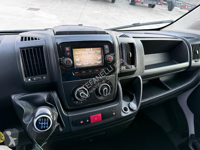 عربة نفعية Peugeot BOXER 28 L1H1 120