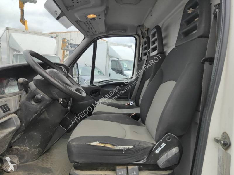 عربة نفعية Iveco