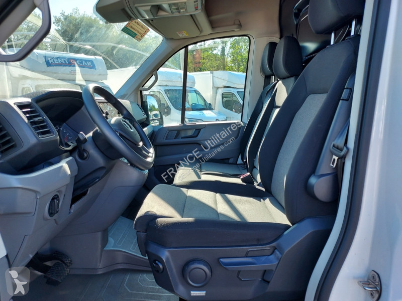 Véhicule utilitaire Volkswagen CRAFTER FG BVA...