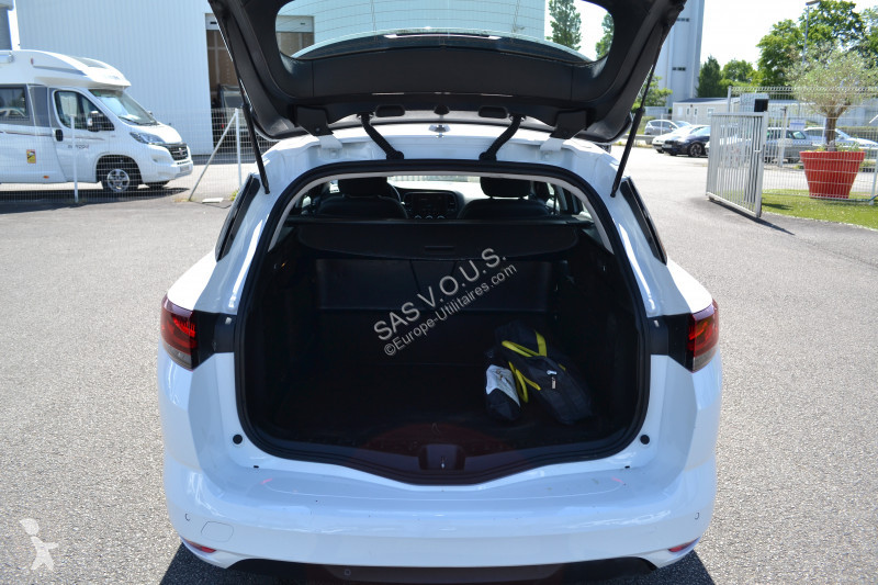 Furgoneta Renault RENAULT MEGANE IV ESTATE 1.5...