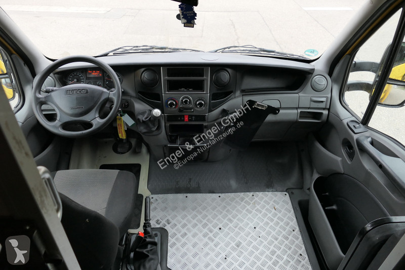 Bedrijfswagen Iveco Daily 35 S11 C30C AUTOMATIK...