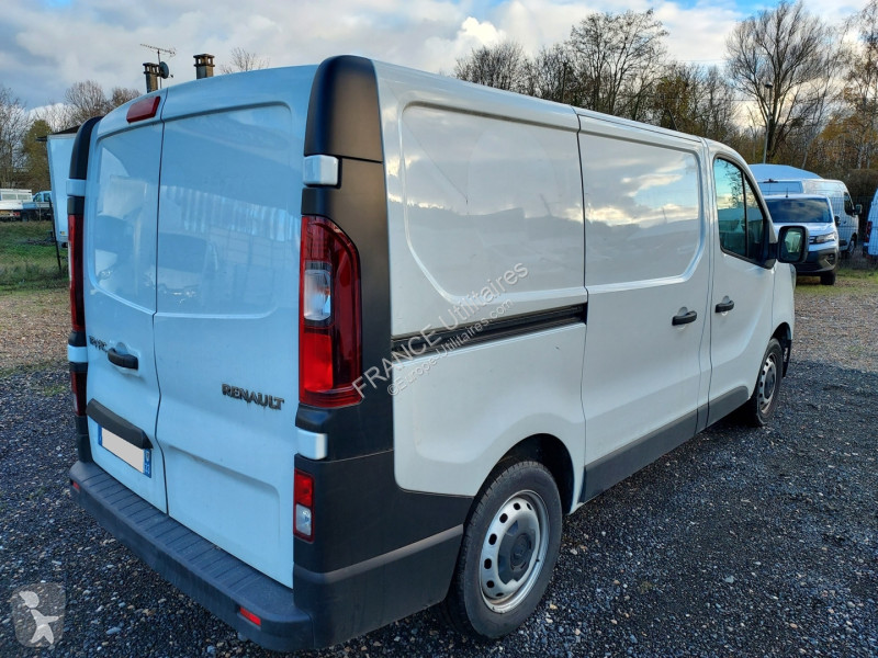 Véhicule utilitaire Renault TRAFIC III FG L1H1...