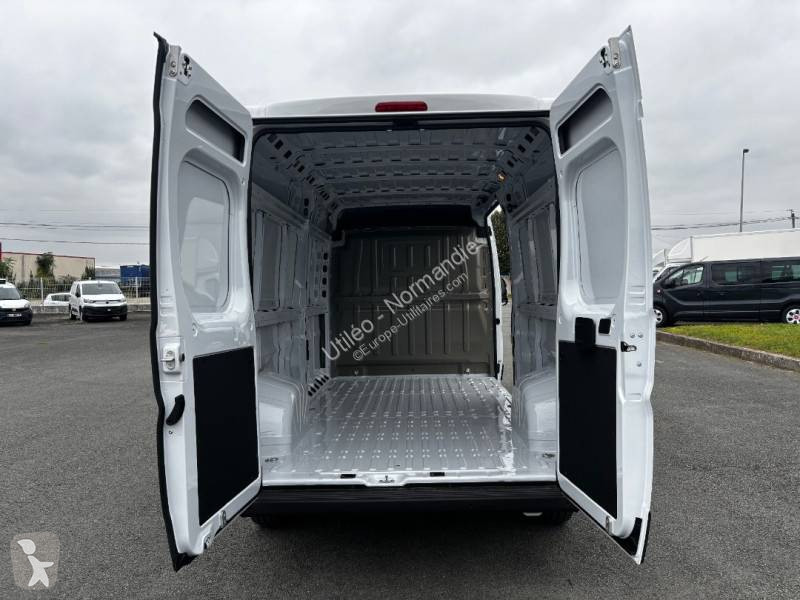 Véhicule utilitaire Opel