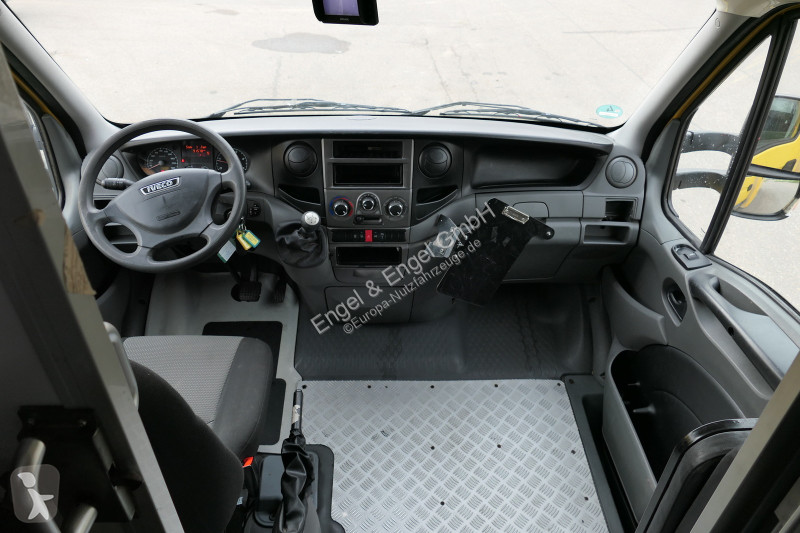 Furgoneta Iveco Daily 35 S11 C30C AUTOMATIK...