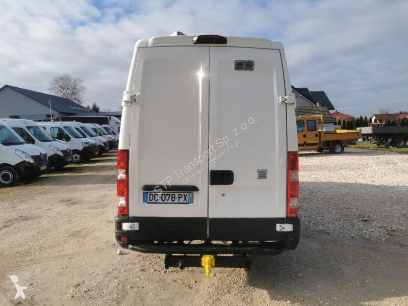 Samochód dostawczy Iveco
