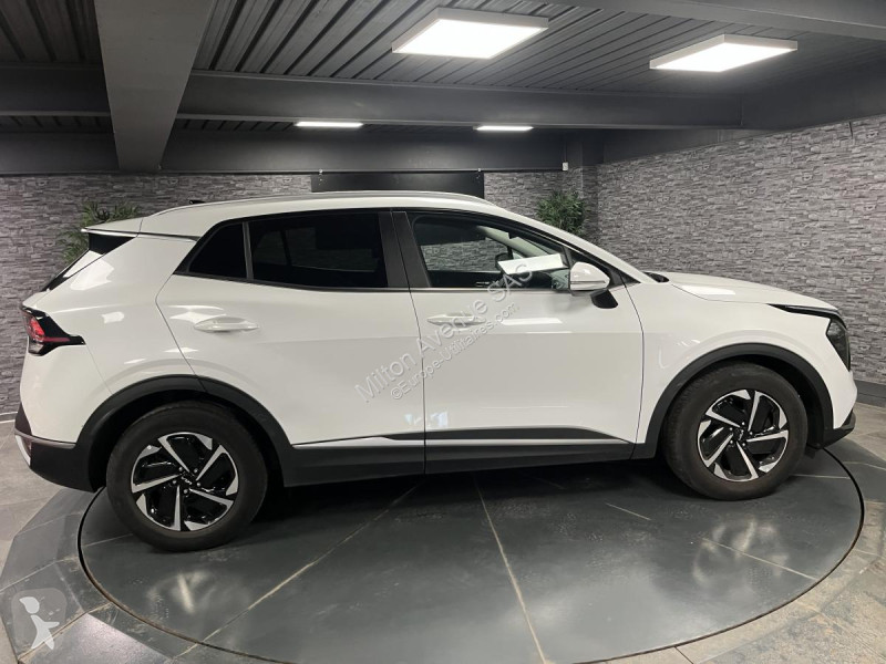 Samochód dostawczy KIA SPORTAGE 1.6 T-GDi MHEV...