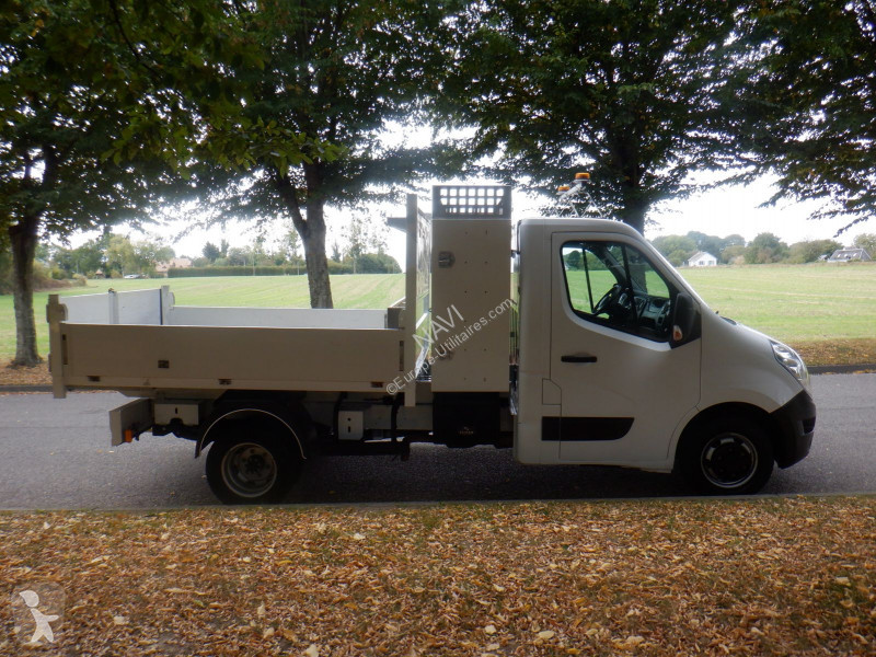 Véhicule utilitaire Renault MASTER PLATEAU...