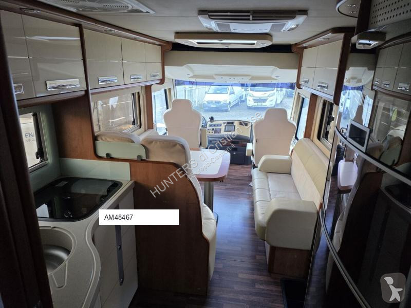 Véhicule utilitaire Carthago LINER DE LUXE 82 Q