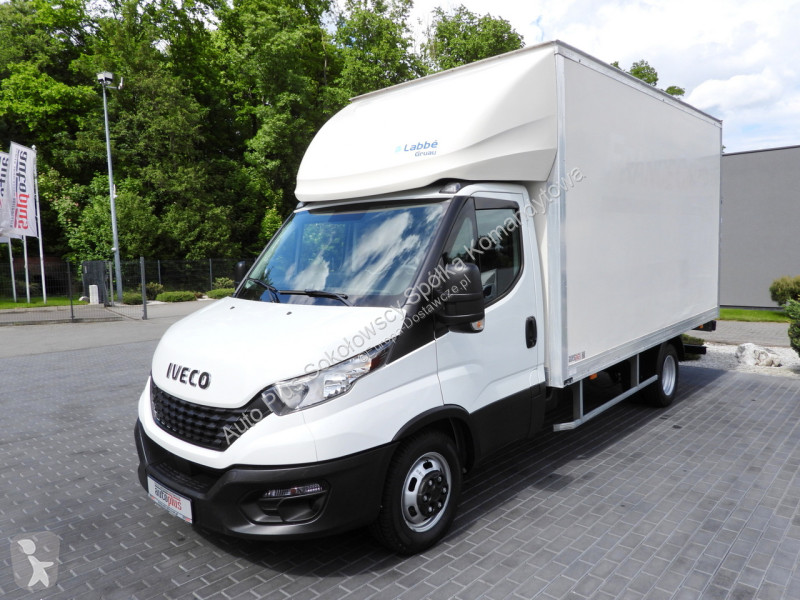 Furgoneta Iveco 35C16 DAILY