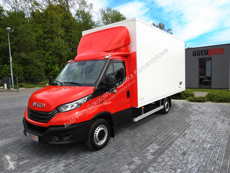 Samochód dostawczy Iveco 35S18 DAILY