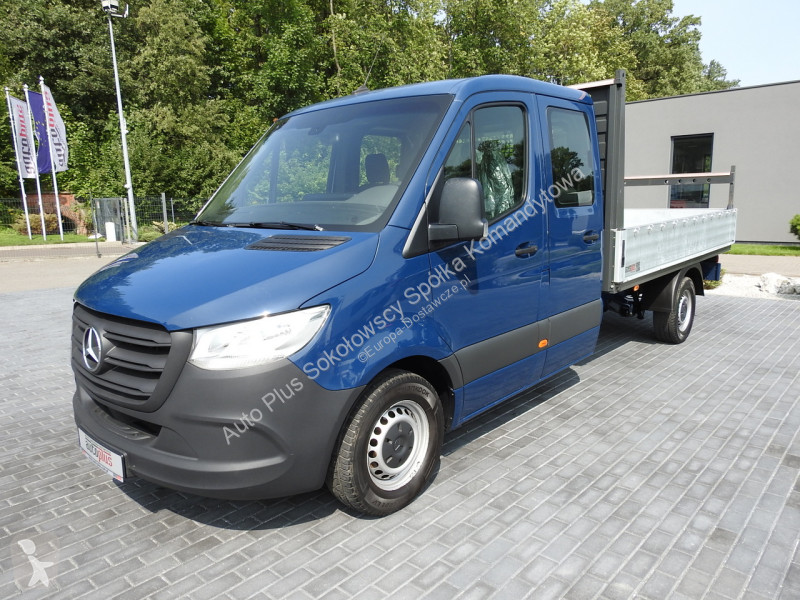 Samochód dostawczy Mercedes 316