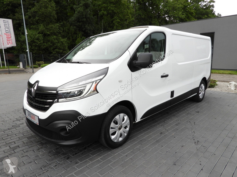 Véhicule utilitaire Renault  TRAFIC