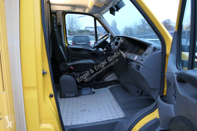 Furgoneta Iveco Daily 35 S11 C30C AUTOMATIK...