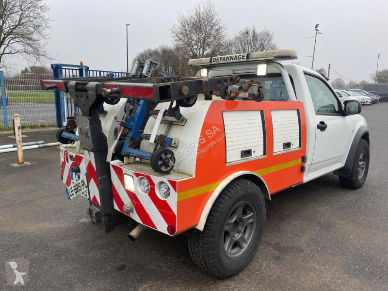 Véhicule utilitaire Isuzu PATROUILLEUR D-MAX...