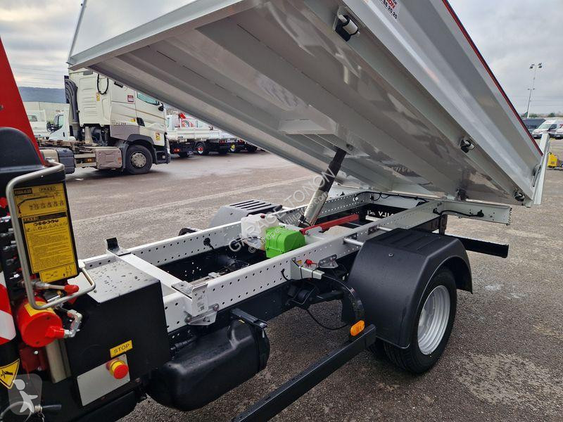 Véhicule utilitaire Iveco 35-160 BENNE + GRUE...