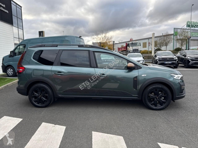 Samochód dostawczy Dacia JOGGER