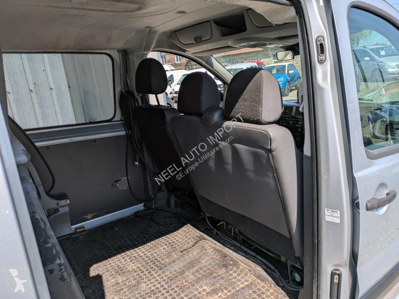 Véhicule utilitaire Citroën JUMPY II L2H1 2.0...