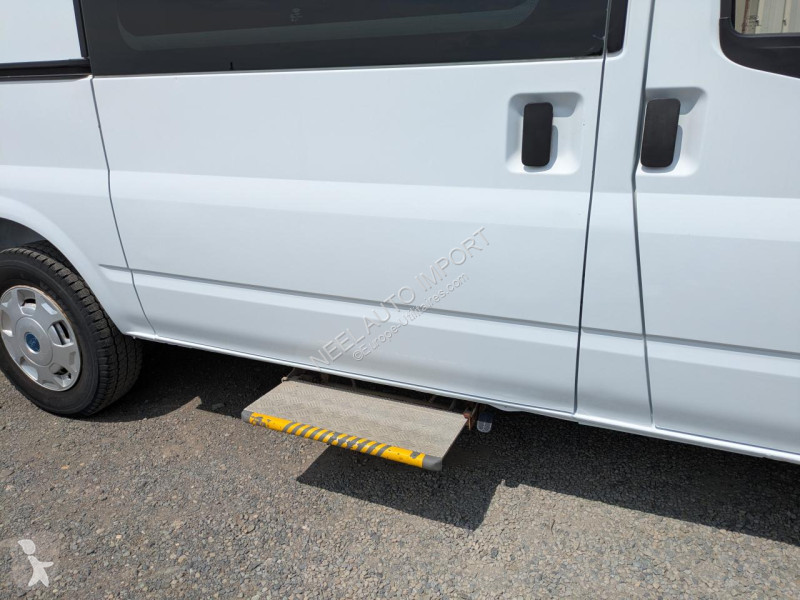 Véhicule utilitaire Ford TRANSIT 330 2.2 TDCI...