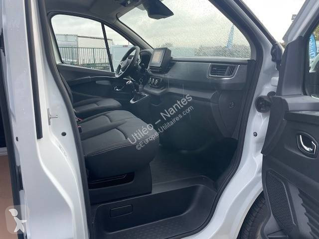 Furgoneta Nissan