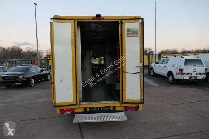 Samochód dostawczy Iveco Daily 35 S11 C30C...