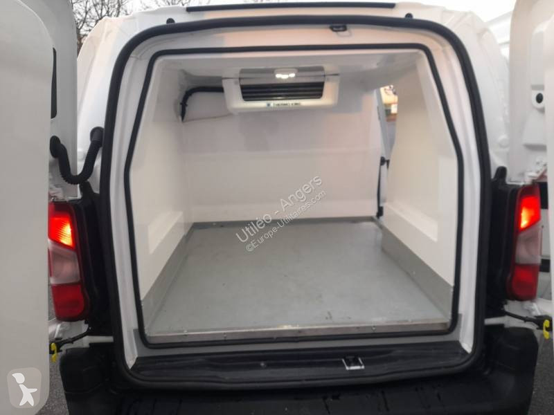 Véhicule utilitaire Toyota
