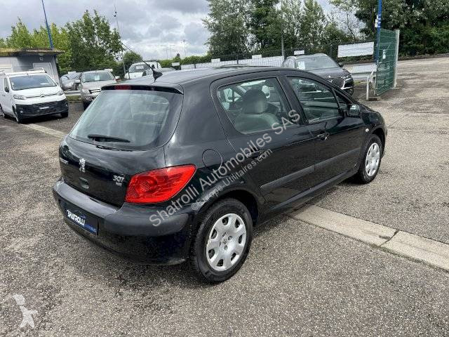 Véhicule utilitaire Peugeot