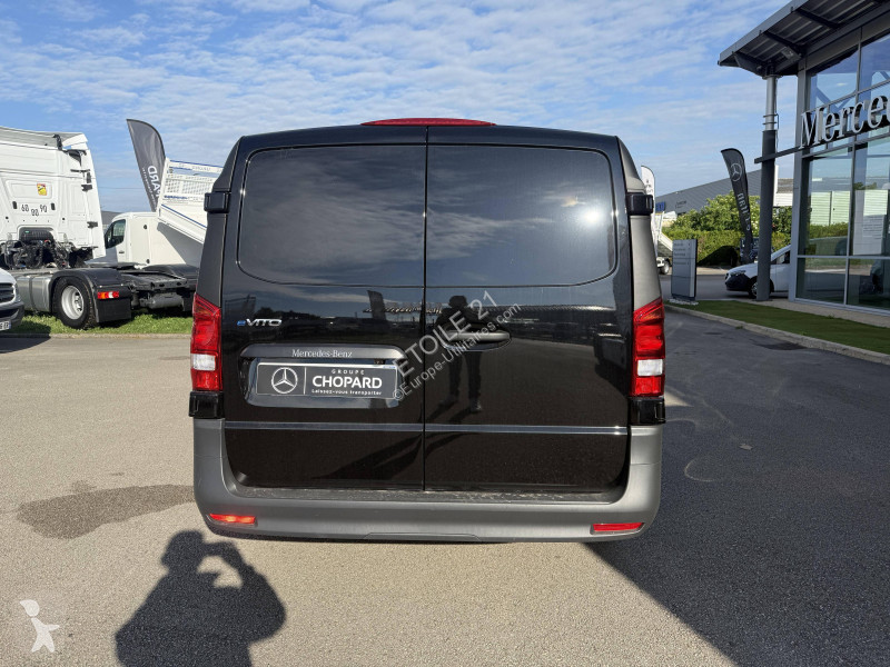 عربة نفعية Mercedes EVITO FOURGON 60 KWH LONG FWD