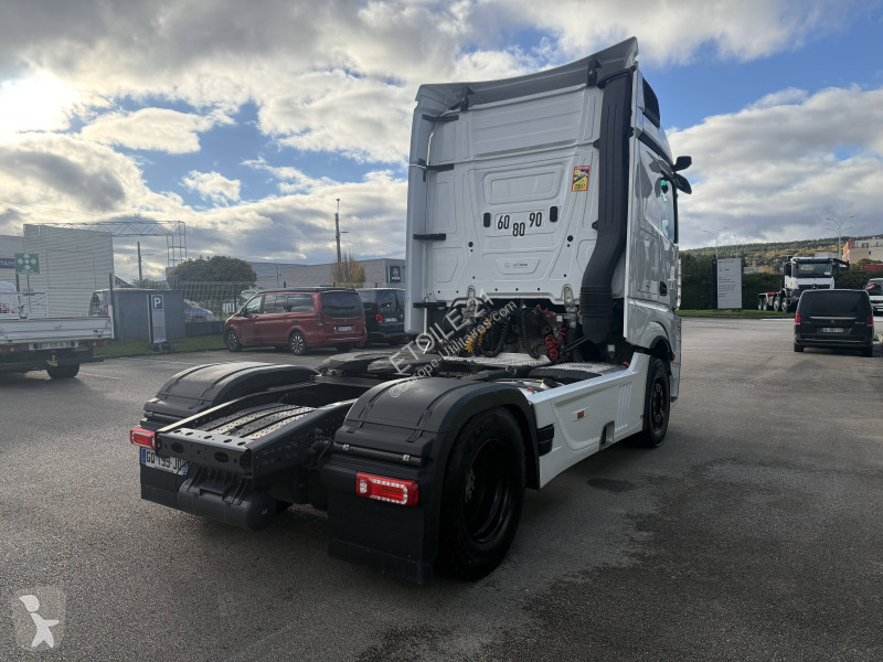 Nyergesvontató Mercedes ACTROS L 1845
