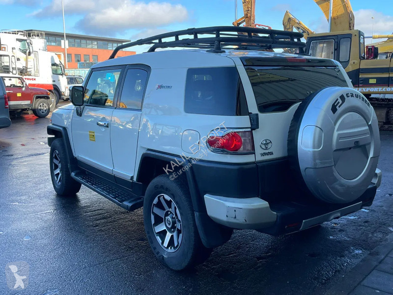 عربة نفعية Toyota 4.0 V6 Airconditioning 4x4...