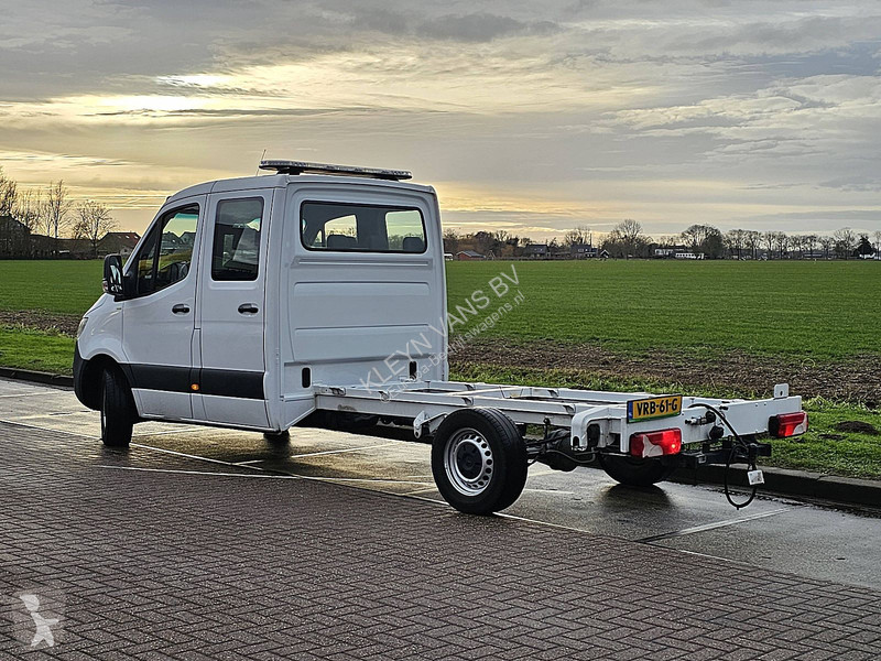Veicolo commerciale Mercedes 319 L3 Chassis Dub...