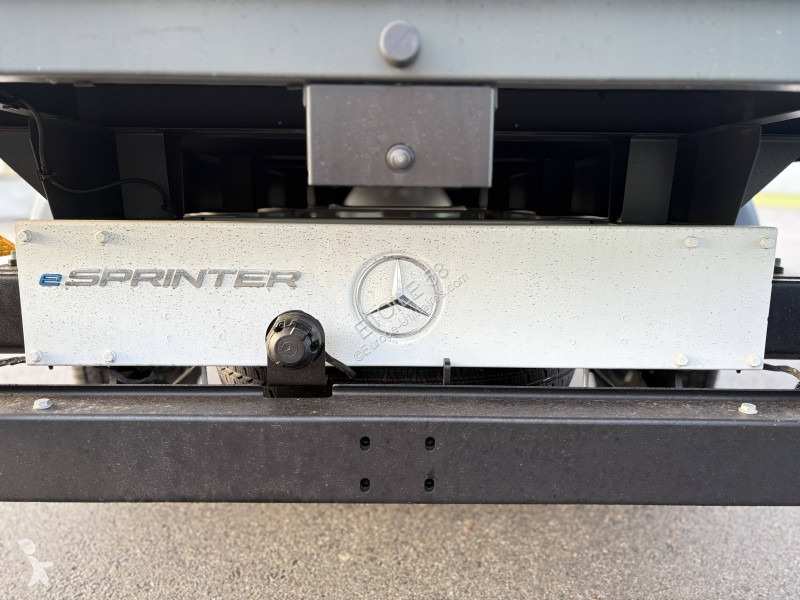 Samochód dostawczy Mercedes ESPRINTER CHASSIS...