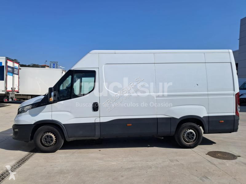 عربة نفعية Iveco  DAILY 35S16 12M3